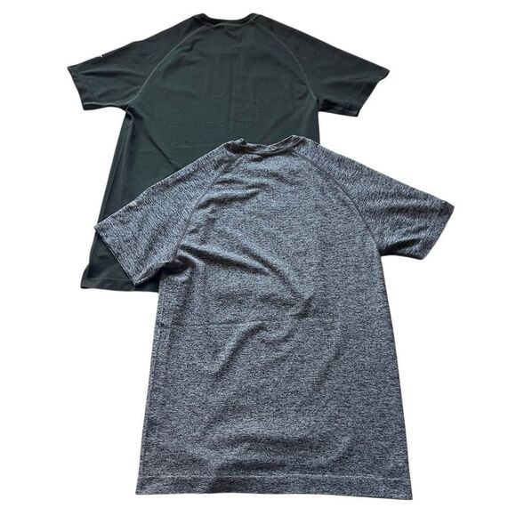 Fabletics Men's Seamless Athletic T-Shirts
RN134638 Small Black Gray Bundle - Picture 6 of 6